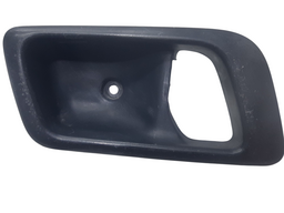 Moldura Interna Maçaneta Dianteira Esq Palio 2008 a 2014