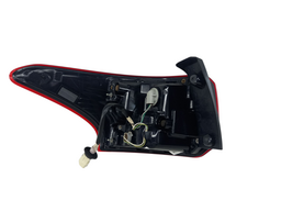 LANTERNA TRASEIRA DIREITA OUTLANDER 2016 A 2022 ( CANTO )