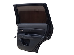 PORTA TRASEIRA DIREITA OUTLANDER 2016 A 2022 C/DETALHE