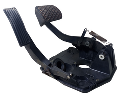 PEDALEIRA MERCEDES A160 A190 1999 A 2005 A1682900249