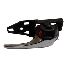 Maçaneta Int. Tras Dir Prius RAV4 Camry Hilux/Sw4 13/