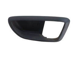 MOLDURA MAÇANETA INTERNA PORTA DIANTEIRA L.E TUCSON 2008/16