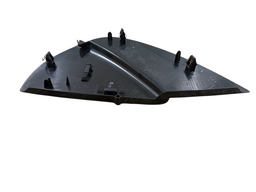 TAMPA CAIXA FUSÍVEIS ACABAMENTO LADO DIR. AUDI A3 2010