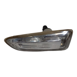 Lanterna Pisca Paralama Diant Esq Onix Tracker Montana 2020/