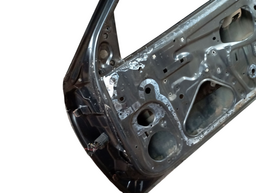 PORTA DIANTEIRA DIREITA VECTRA 1997 1998 A 2005 4P