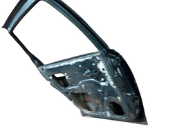 PORTA TRASEIRA ESQUERDA VECTRA 1997 1999 A 2005