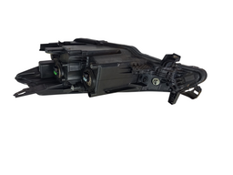 FAROL LADO DIREITO KICKS 2022/2025