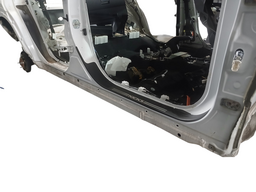 CAROCERIA KICKS 2023