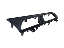 BOTÃO PISCA ALERTA KICKS COM MOLDURA 2023/2025