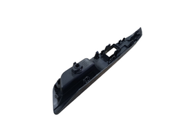 MOLDURA VIDRO ELETRICO TRASEIRO DIREITO KICKS 2017 A 2024