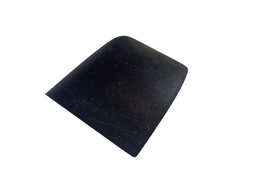 TAMPA FORRO TRASEIRO ESQUERDO KICKS 2018 A 2023