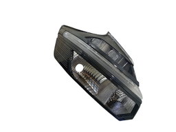 LANTERNA TRASEIRA ESQUERDA KICKS 2022 2023 A 2024 (CANTO)