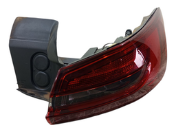 LANTERNA TRASEIRA DIREITA FASTBACK 2022/ (CANTO)