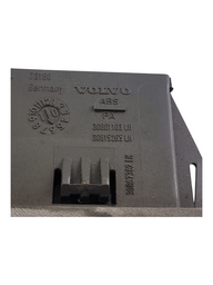 DIFUSOR GRADE PAINEL ESQUERDO VOLVO S40 2000 2004 30801103
