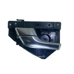 Maçaneta Interna Dianteira Esquerda Land Rover Evoque  12 15