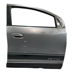 Porta Dianteira Direita Spin Activ 2015/ C/ Moldura Inf