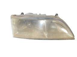Farol Direito Daewoo Espero 94 a 97 Detalhe