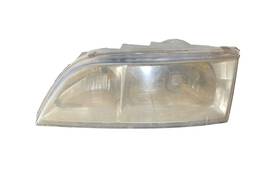 Farol Esquerdo Daewoo Espero 94 a 97 Detalhe