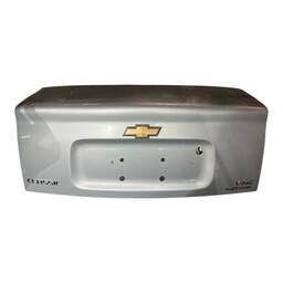 Tampa Traseira Corsa Classic 2005/10 Furo Cilindro Lado Dir