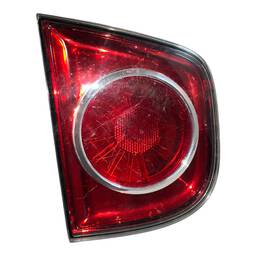 Lanterna Traseira Esquerda Golf 2008 a 2013 (mala) Vermelha