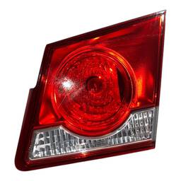 LANTERNA TRASEIRA DIREITA CRUZE 2012 A 2016 SEDAN (MALA)