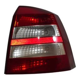 LANTERNA TRASEIRA DIREITA ASTRA HATCH 2003 A 2012 BICOLOR