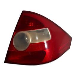 Lanterna Traseira Direita Fiesta Sedan 2005 a 2010