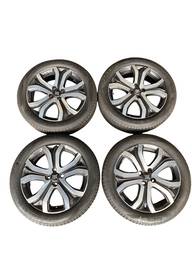 Jogo Rodas Aro 17 4 Furos Pneus Pirelli 205/50 Origina Fiat