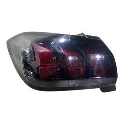 Lanterna Traseira Esquerda Peugeot 208 2021/