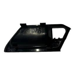 ACABAMENTO MACANETA INTERNA DIREITA MERCEDES W202 94 A 2000