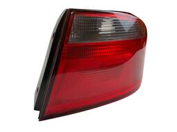 LANTERNA TRASEIRA DIREITA VOYAGE G6 G7 (CANTO) SIMILAR  