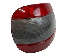 LANTERNA TRASEIRA ESQUERDA SIENA 1996 A 2000 ORIGINAL