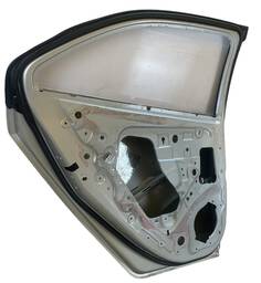 PORTA TRASEIRA ESQUERDA ONIX PRISMA 2013 A 2020  ORIGINAL