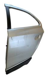 PORTA TRASEIRA ESQUERDA ONIX ACTIV 2017 A 2019 C/ FURO MOLDU