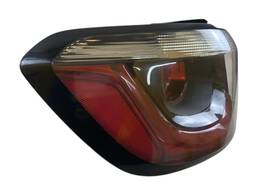 LANTERNA TRASEIRA ESQUERDA JEEP COMPASS 2017 A 2021 (CANTO)