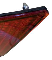 LANTERNA TRASEIRA DIREITA GOLF 1999 A 2006 BICOLOR