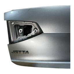 TAMPA TRASEIRA JETTA 2015 2016 A 2018