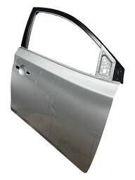 PORTA DIANTEIRA DIREITA SENTRA 2014 2015 A 2020