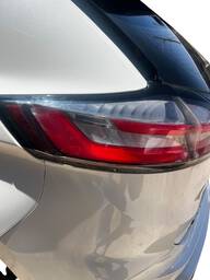 LANTERNA TRASEIRA ESQUERDA EDGE 2019 A 2020 (CANTO)