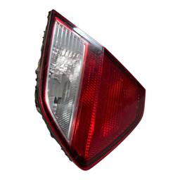 LANTERNA TRASEIRA DIREITA VOYAGE G6 G7 (MALA)