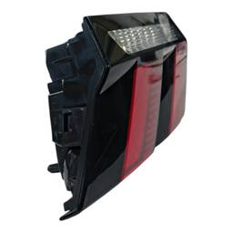 LANTERNA TRASEIRA DIREITA PEUGEOT 3008 2017/ (MALA)