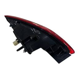 LANTERNA TRASEIRA DIREITA YARIS SEDAN 2019 A 2025 (MALA)