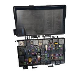 CAIXA FUSÍVEIS ORIGINAL JEEP GRAND CHEROKEE 3.6 P68137439AE