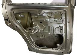 PORTA TRASEIRA CITROEN ESQUERDA C3 2009/ 2011 SEMINOVA