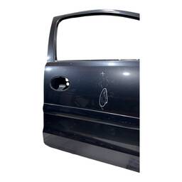 PORTA DIANTEIRA DIREITA CORSA 2003 A 2012 MONTANA 04 A 2010