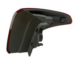 LANTERNA TRASEIRA DIREITA HB20 HATCH 2013 A 2019 (CANTO)