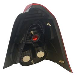 LANTERNA TRASEIRA ESQUERDA ETIOS SEDAN 2013 A 2021