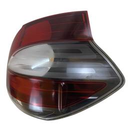 LANTERNA TRASEIRA DIREITA  MOBI 2017/