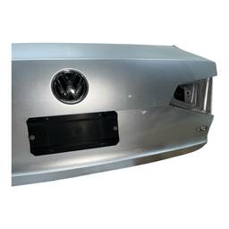 TAMPA TRASEIRA JETTA 2015 2016 A 2018