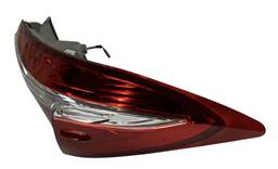 LANTERNA TRASEIRA DIREITA COROLLA 2015 A 2017 (CANTO)